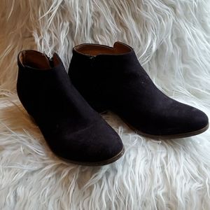 Black booties